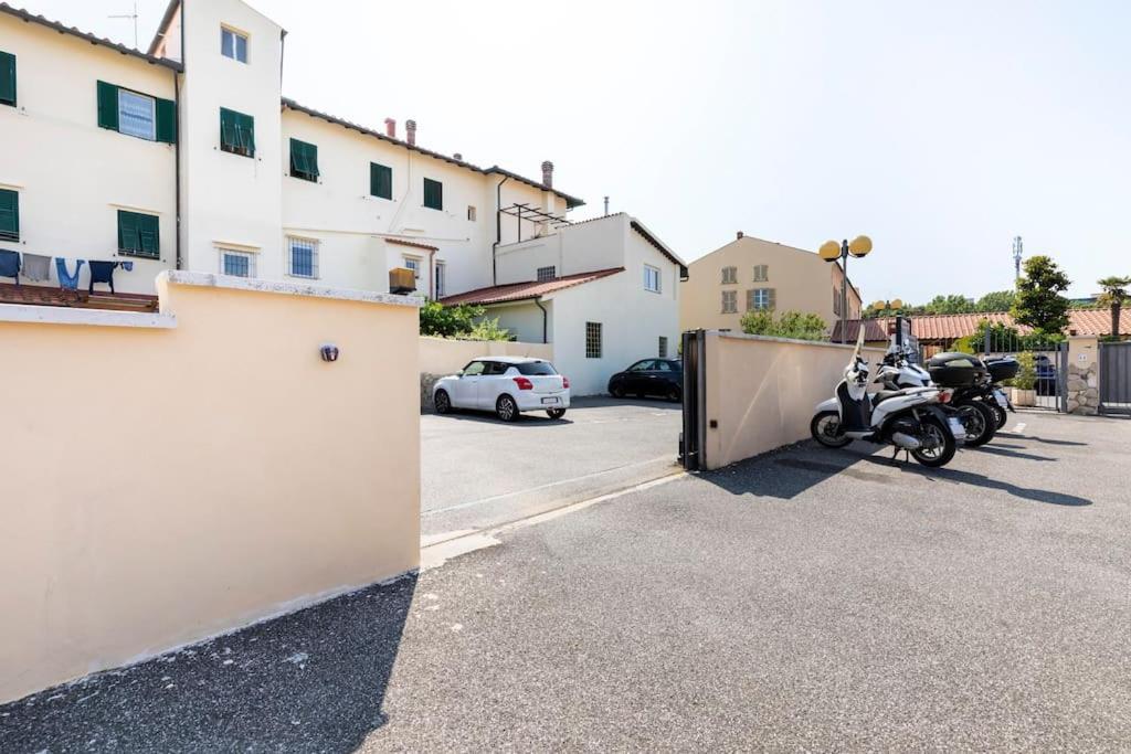 Appartamento Casa “Oasi Del Mare” Livorno Esterno foto